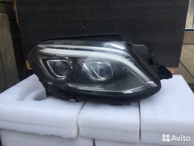 Фара правая Mercedes GLE W166