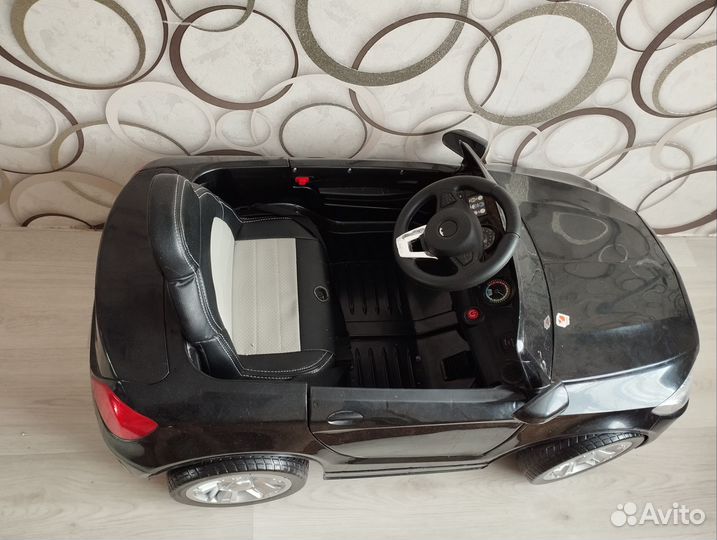 Детский электромобиль