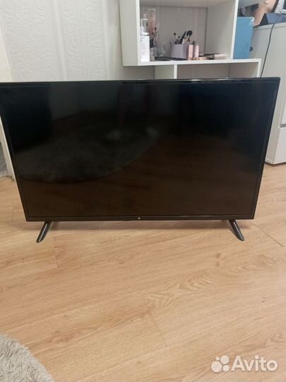 Телевизор SMART tv