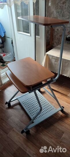 Компьютерный стол