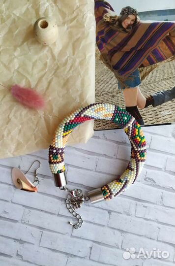 Браслет из бисера