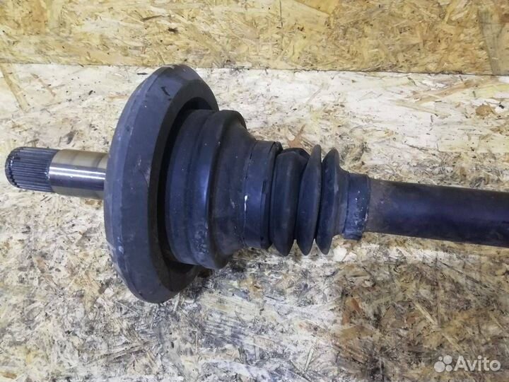 Полуось задняя Mercedes-Benz E-Класс