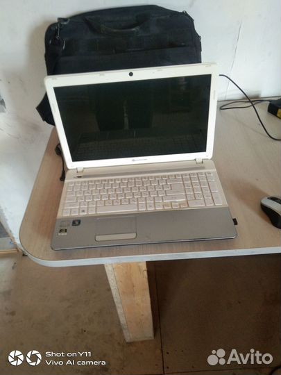 Продам ноутбук packard bell