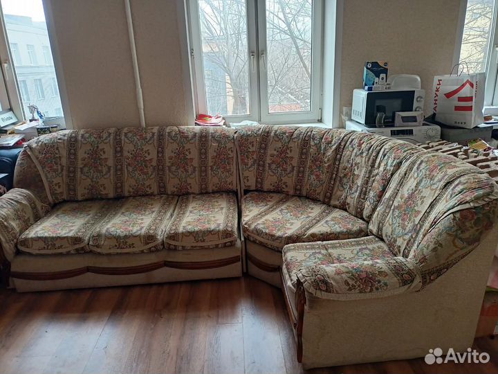 Угловой диван бу