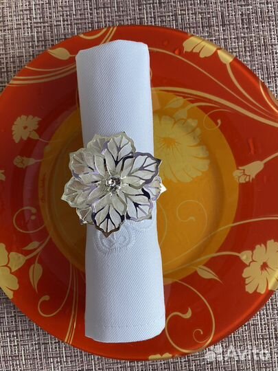 Кольца для салфеток цветы серебро
