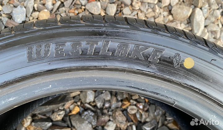 Westlake SA07 245/40 R18