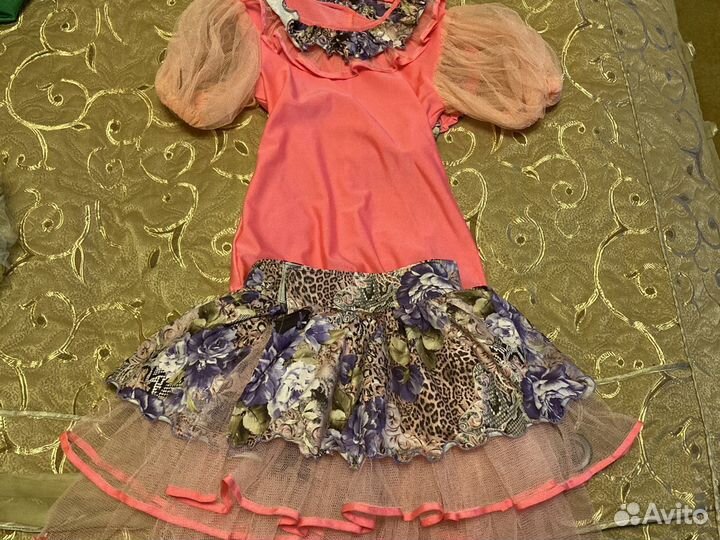 Костюм для танцев или карнавала