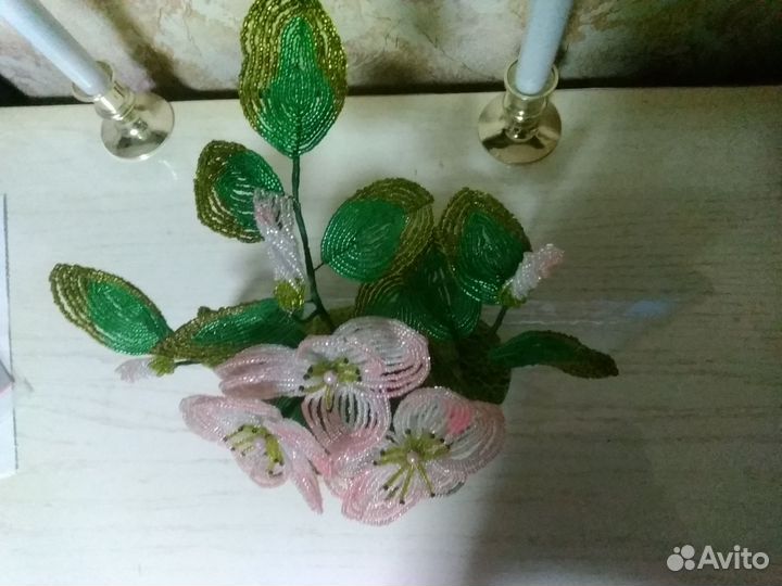 Цветы из бисера