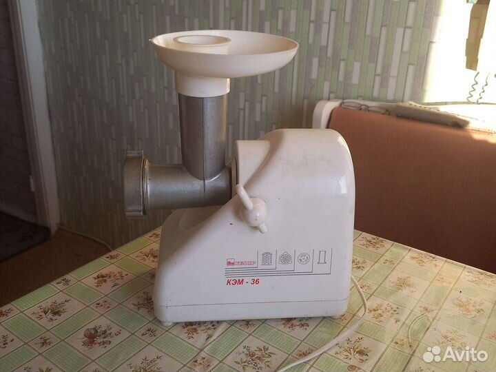 Электро мясорубка бу