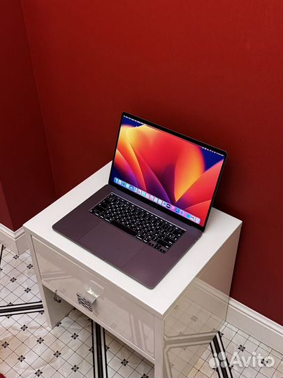 Premium comlectation MacBook Pro 16 64GB, 2TB SSD