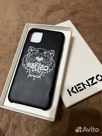 Оригинальный чехол Kenzo на iPhone 11