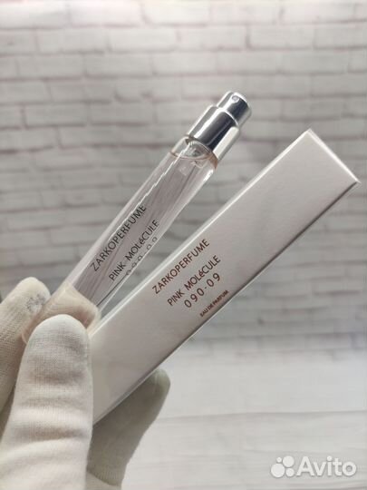 Zarkoperfume pink molecule 090 09 18 ml