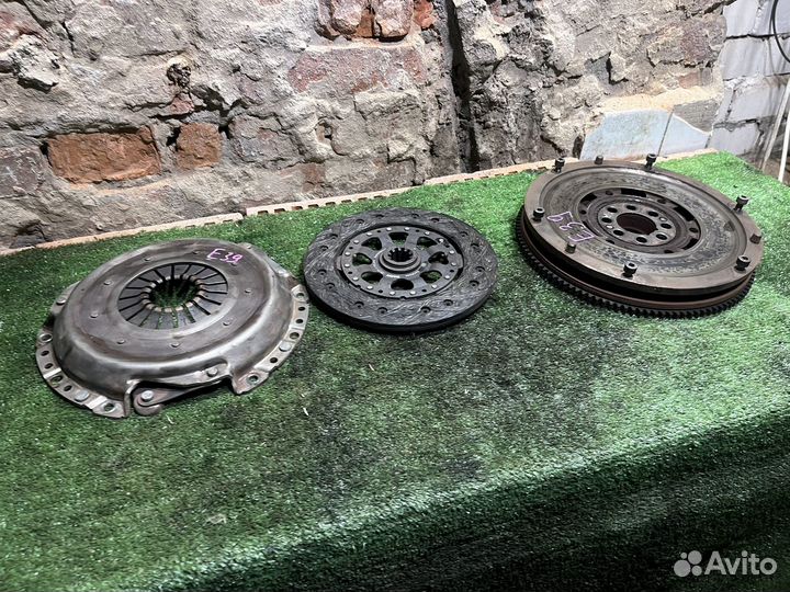 Сцепление в сборе с маховиком BMW E39