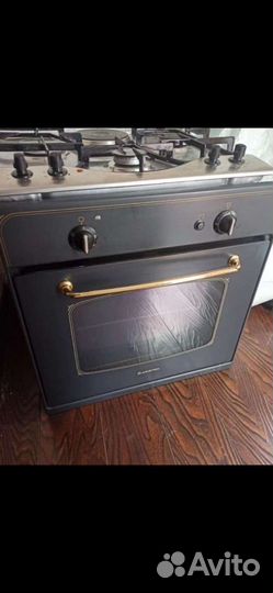 Духовой шкаф