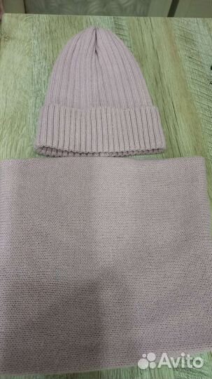 Комплект шапка и снуд
