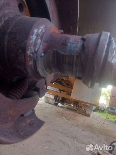 Продам ось saf 4218