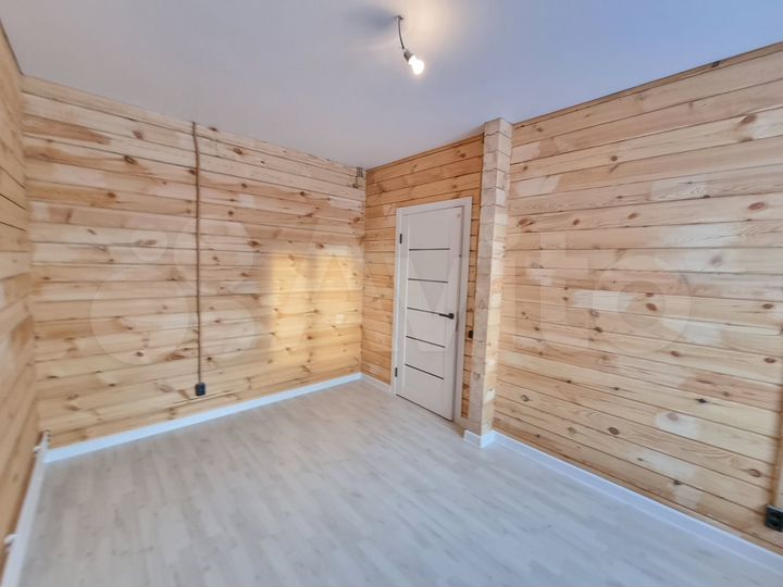 Дом 105 м² на участке 8,5 сот.