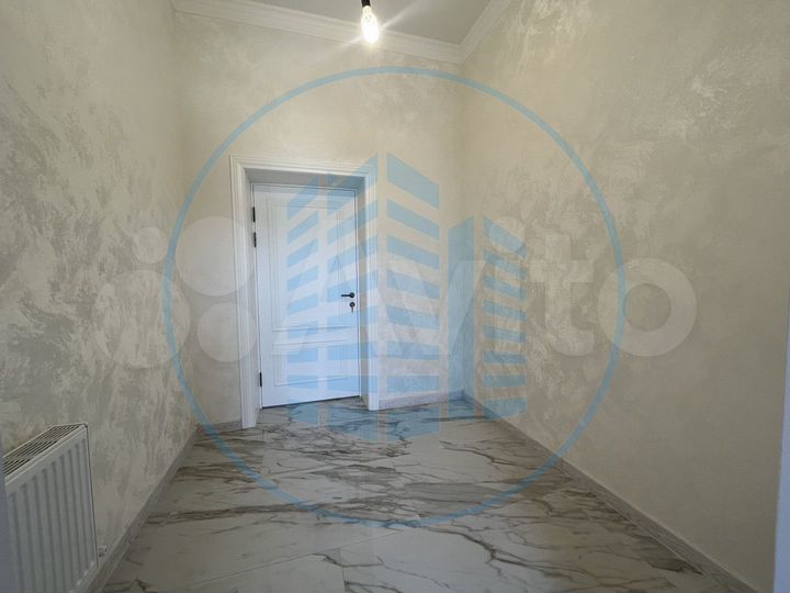 Дом 215,7 м² на участке 6 сот.