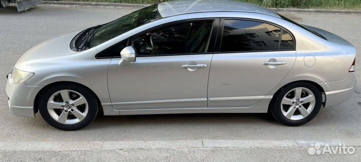 Honda Civic 1.8 AT, 2009, 220 000 км