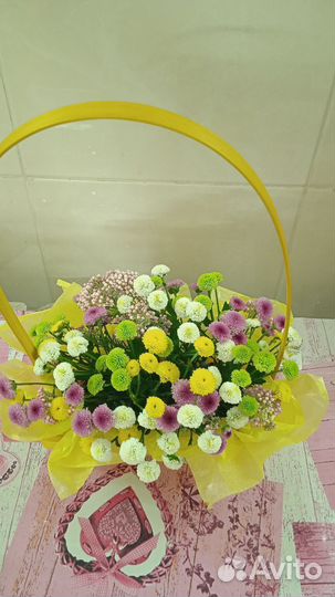 Корзина с цветами