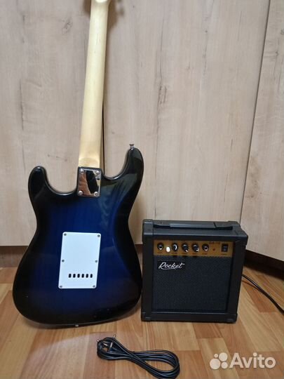 Электрогитара с комбиком