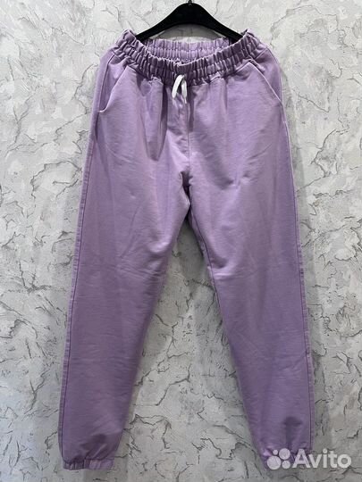 Спортивный костюм женский