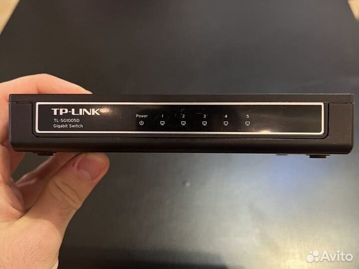 Коммутатор TP-Link TL-SG1005D