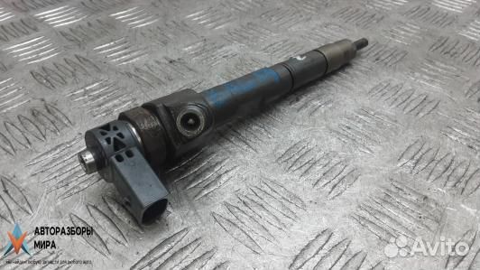 Форсунка Skoda Octavia 3 (A7) 2013 0445110475