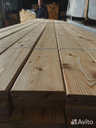 Доски из лиственницы для загородного строительства