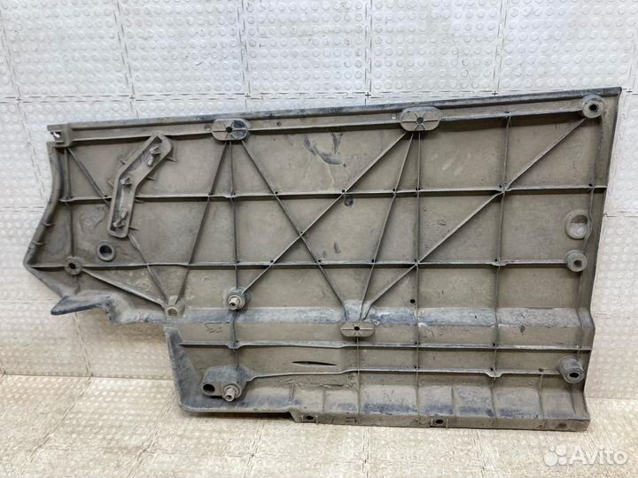 Защита днища левая Toyota Rav4 XA50 2018