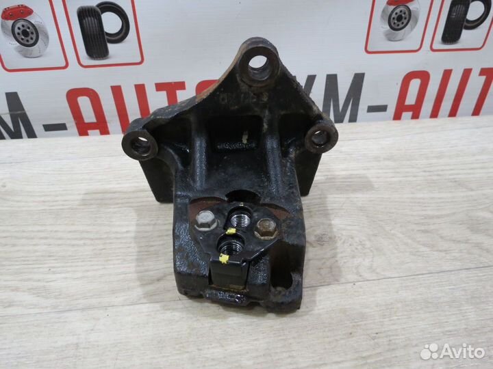 Кронштейн опоры кпп Hyundai Solaris