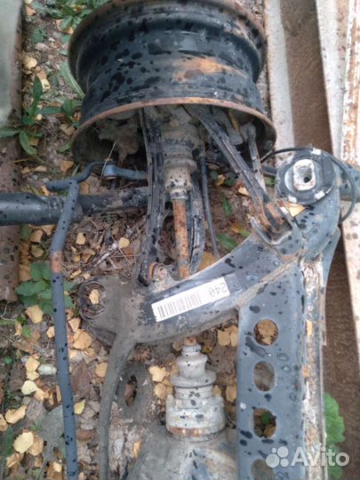 W210 задний редуктор в зборе с подрамником