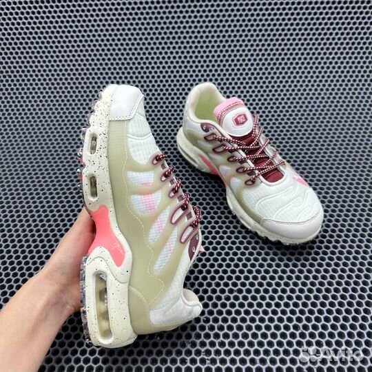 Кроссовки Nike TN Air Max Plus женские