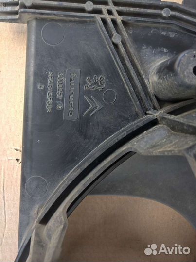 Вентилятор охлаждения двигателя Пежо 508