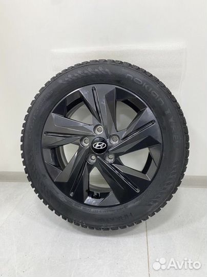 Новые Hyundai Elantra 2022, Michelin 205/55 R16