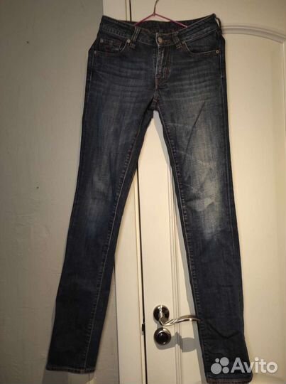 Джинсы женские