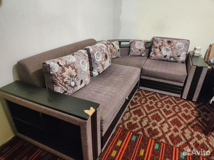 Угловой диван бу