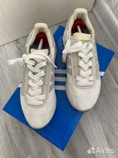 Кроссовки Adidas Retropy E5