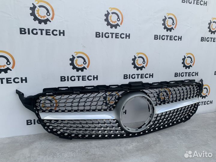 Решетка радиатора Mercedes C W205 A2058881260