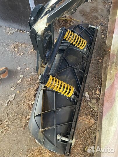 Снегоуборочный отвал лопата для BRP Can-am