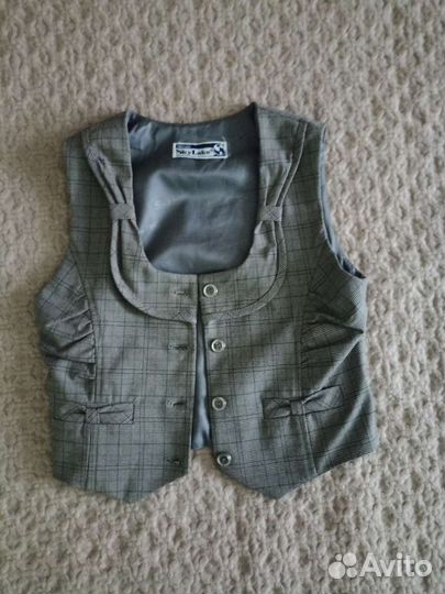 Жилетка для девочки школьная