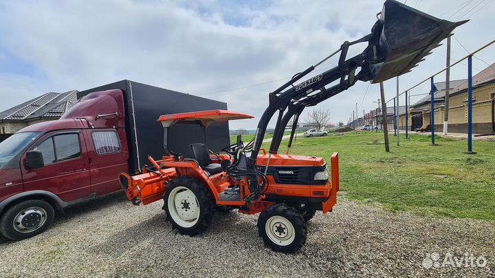 Мини-трактор Kubota GL201, 2004