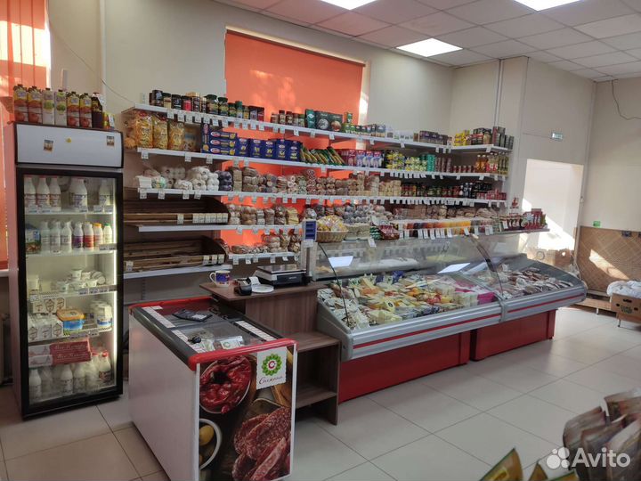 Продавец кассир в продуктовый магазин