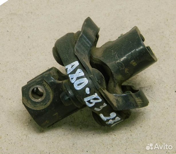 Карданчик рулевой Audi 80 B3