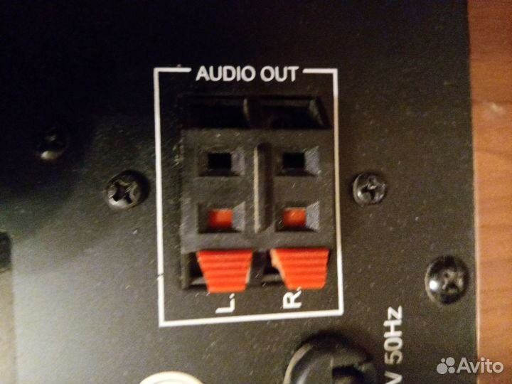 Продаю колонки Sven SPS-820