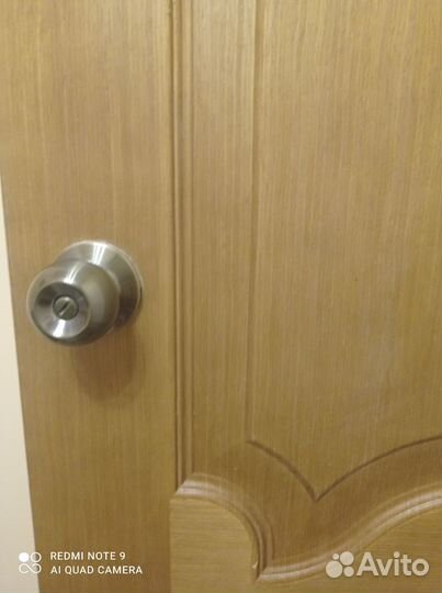 Продаю дверь межкомнатную