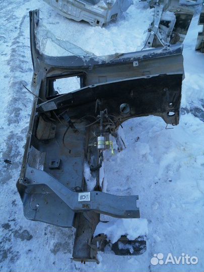 Четверть передний правый Chevrolet Niva