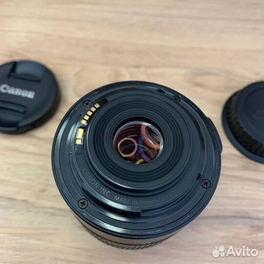 Объектив Canon EF-S 18-55mm 3.5-5.6 III