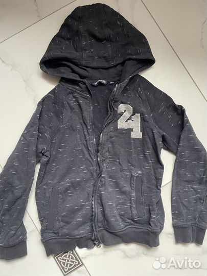 Кофта на молнии