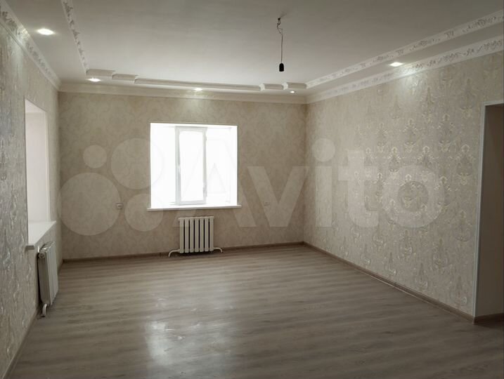 Дом 204 м² на участке 4,5 сот.